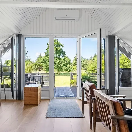 2 Bedroom Stunning In Skjern
